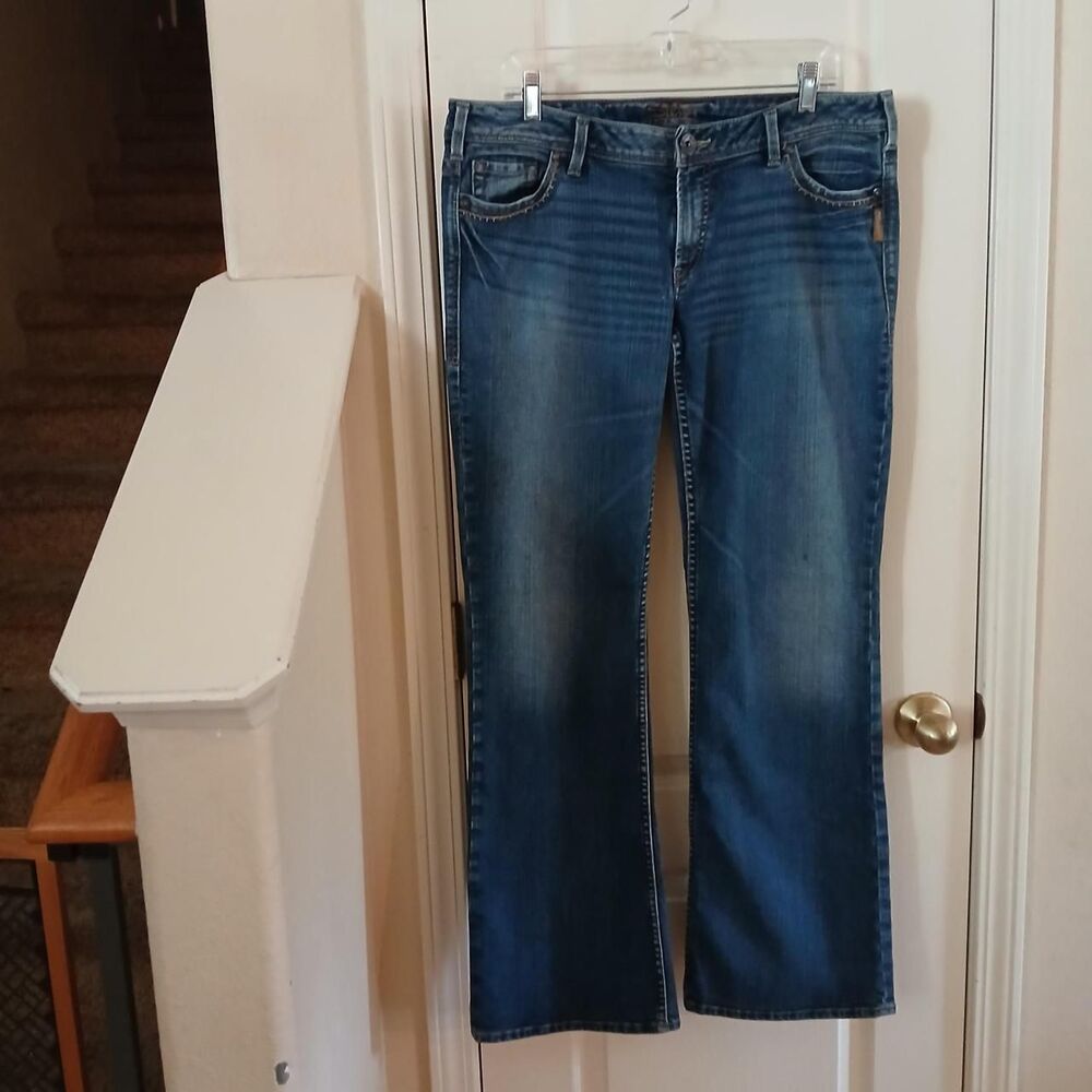 Y2K Vintage Silver Jeans Co. Toni Low Rise Bootcut Jeans 36x33 Indie Mcbling